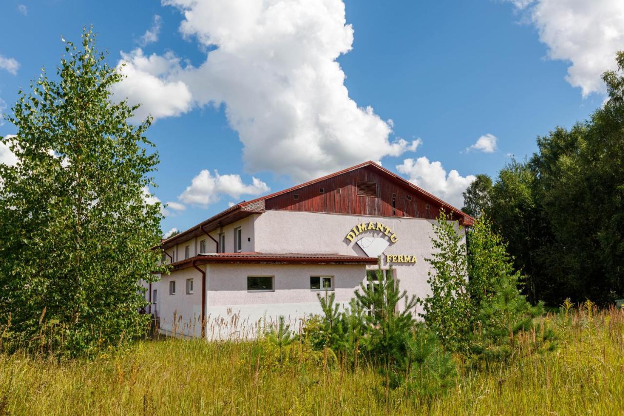 Hotel Viesu Nams “Dimantu Ferma” Ikšķile Exterior foto